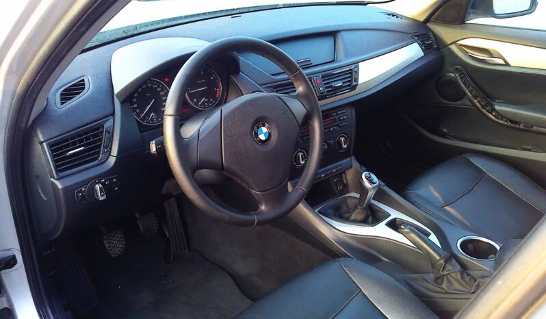 BMW  X1 SDRIVE pieno