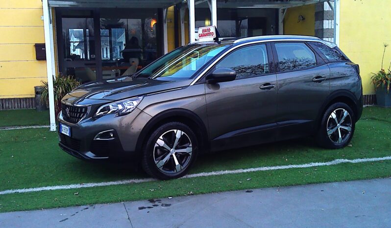 PEUGEOT 3008 1.5 HDI BUSINESS pieno