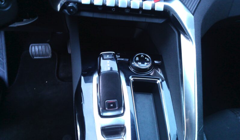 PEUGEOT 3008 1.5 HDI BUSINESS pieno