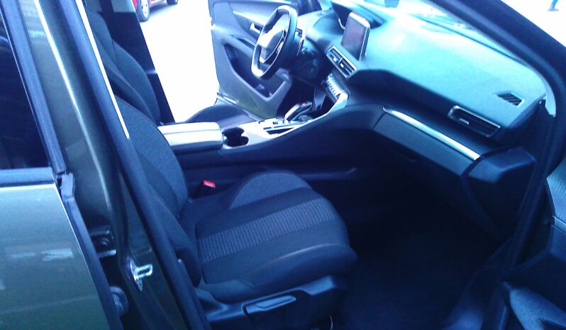 PEUGEOT 3008 1.5 HDI BUSINESS pieno