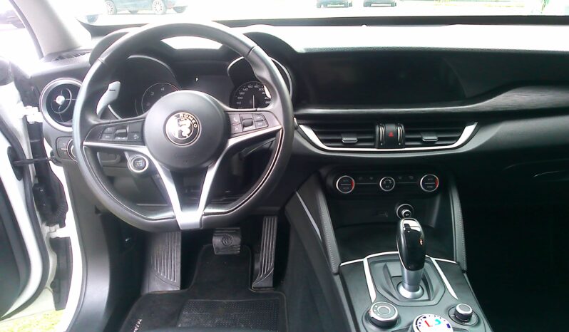 Alfa Romeo Stelvio Stelvio  2.2 t Executive Q4 210cv auto pieno