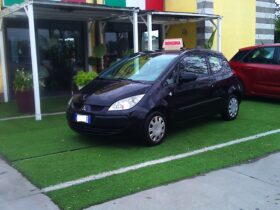 MITSUBISHI  COLT