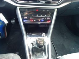 Volkswagen T-Roc pieno