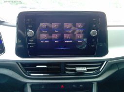 Volkswagen T-Roc pieno