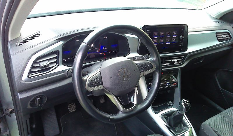 Volkswagen T-Roc pieno
