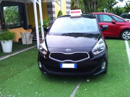 Kia Carens pieno
