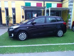 Kia Carens pieno