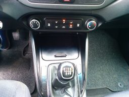 Kia Carens pieno