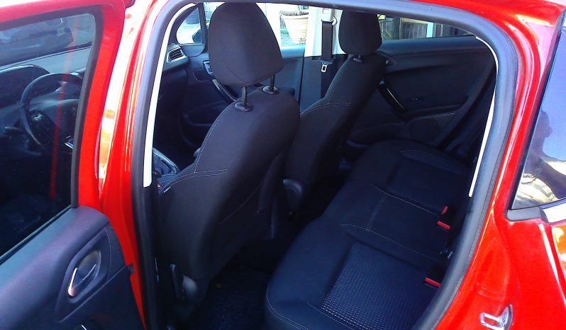 Peugeot 208 208 5p 1.6 bluehdi Black Line 75cv pieno