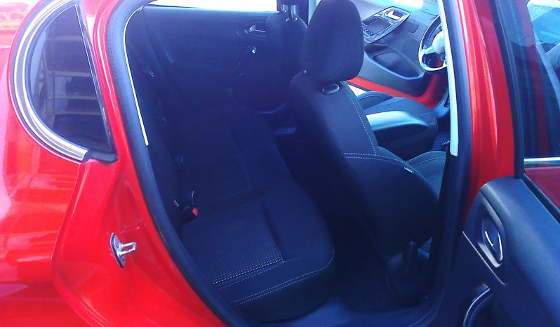 Peugeot 208 208 5p 1.6 bluehdi Black Line 75cv pieno