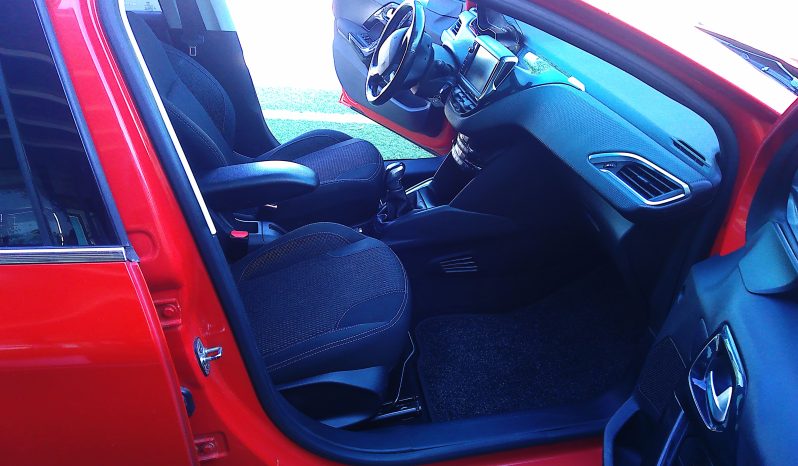 Peugeot 208 208 5p 1.6 bluehdi Black Line 75cv pieno