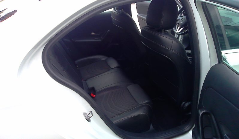 Mercedes-Benz A 180 pieno