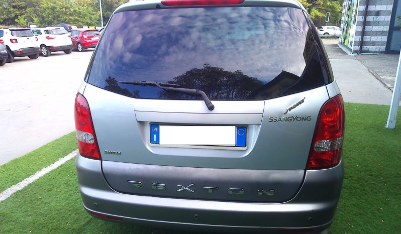 Ssangyong Rexton pieno